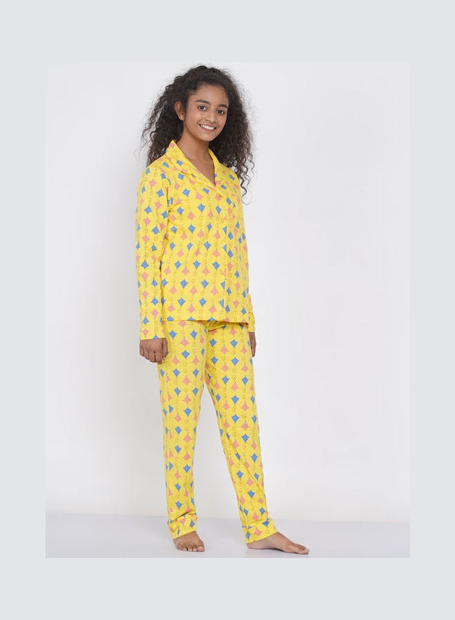 LAUREN Smith Girls Notched Collared Printed Pyjama Set Multicolour  - Image 3