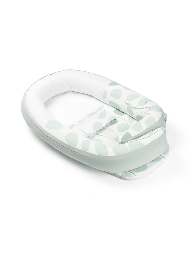 Doomoo Cocoon Baby Nest - Leaves Aqua Green
