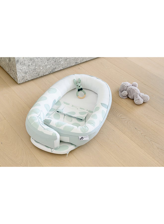 Doomoo Cocoon Baby Nest - Leaves Aqua Green - Image 5