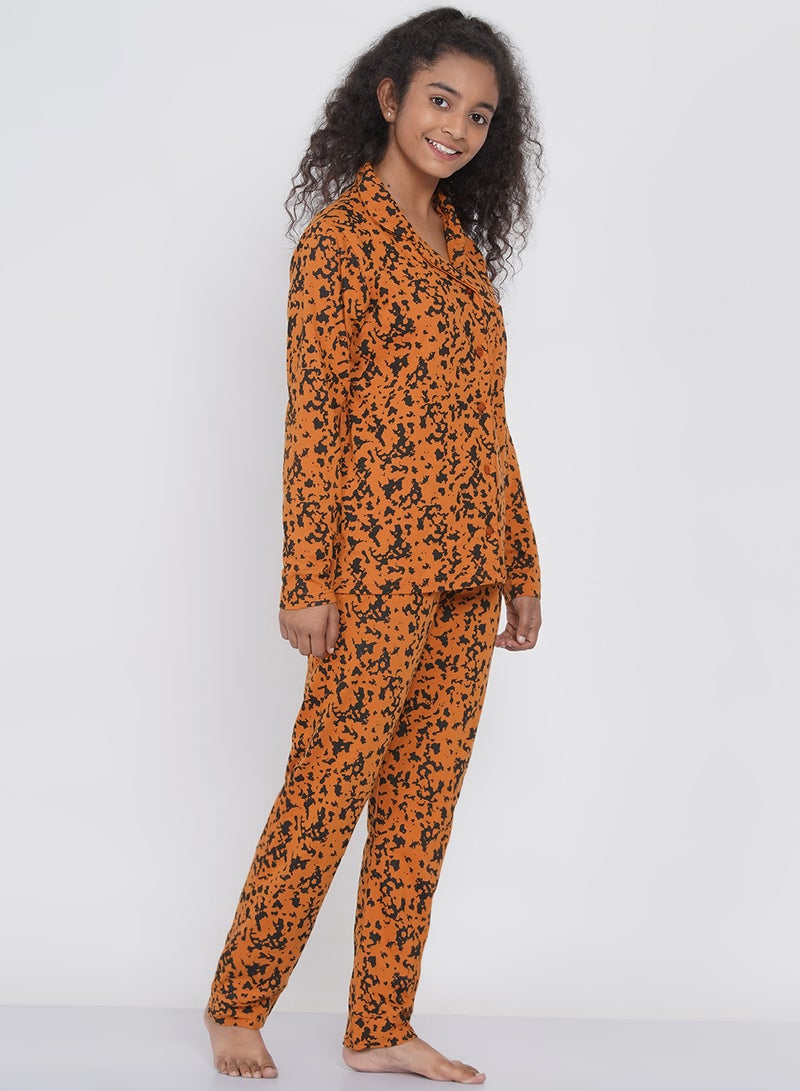 LAUREN Smith Girls Notched Collared Printed Pyjama Set Multicolour  - Image 3