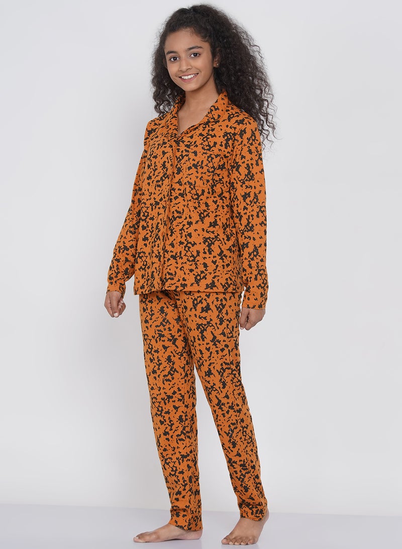 LAUREN Smith Girls Notched Collared Printed Pyjama Set Multicolour  - Image 4