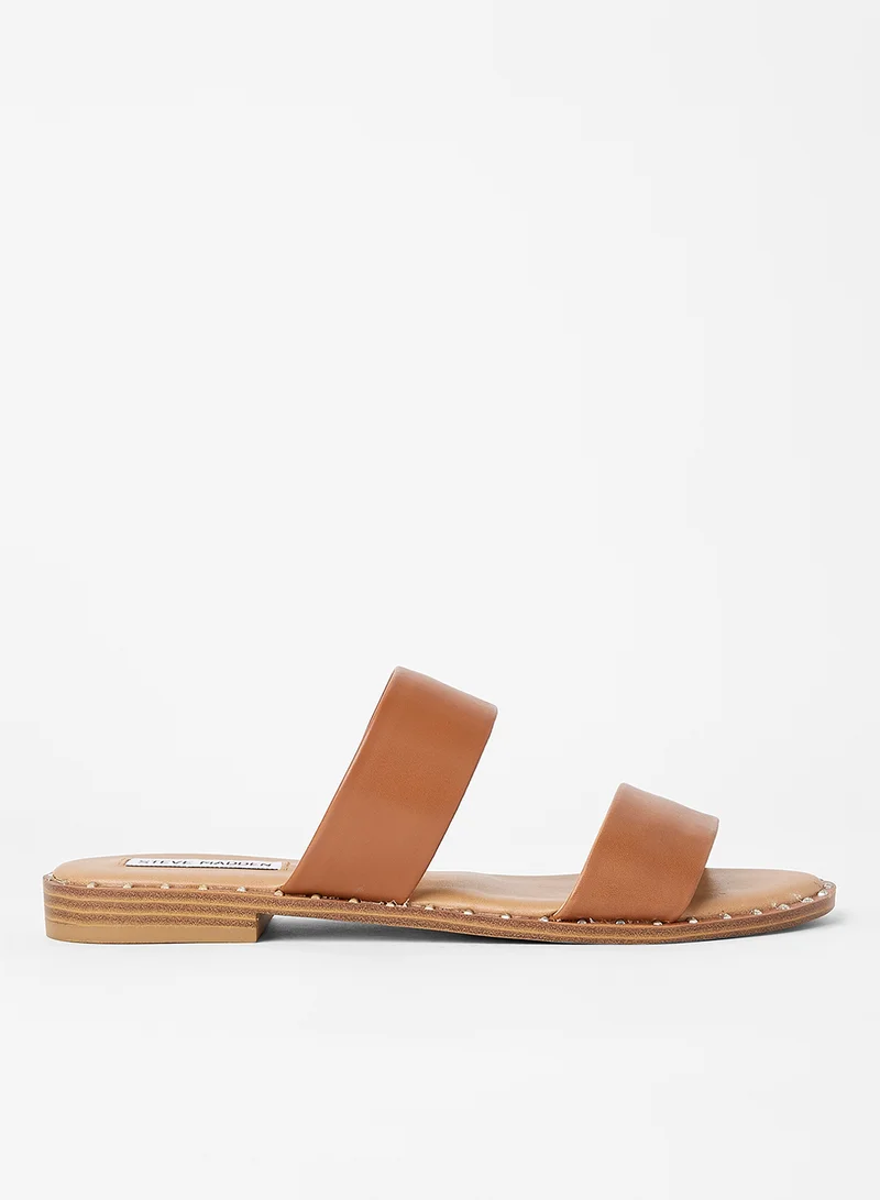 STEVE MADDEN Treated Flat Sandals