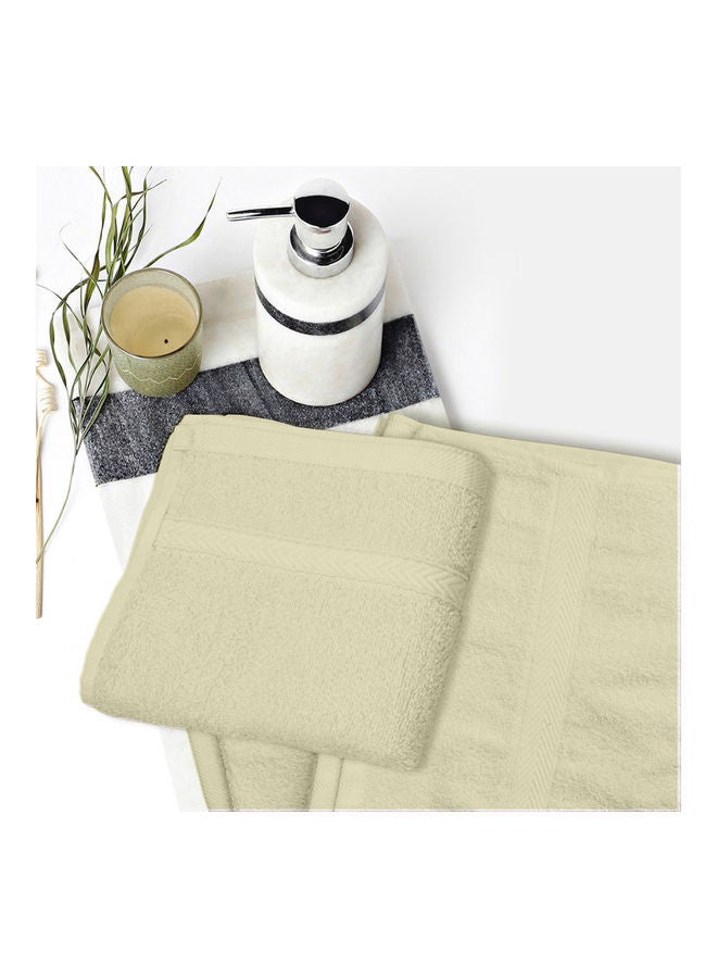 Princess 4-Piece Fast Absorbent Towel Set Cream 70 x 140cm  - Image 4