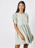 NOISY MAY Pale Green
