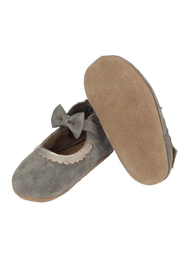 Robeez - Keepingit Classy Maryjane Baby Shoes Grey 12-18 Months - Image 1
