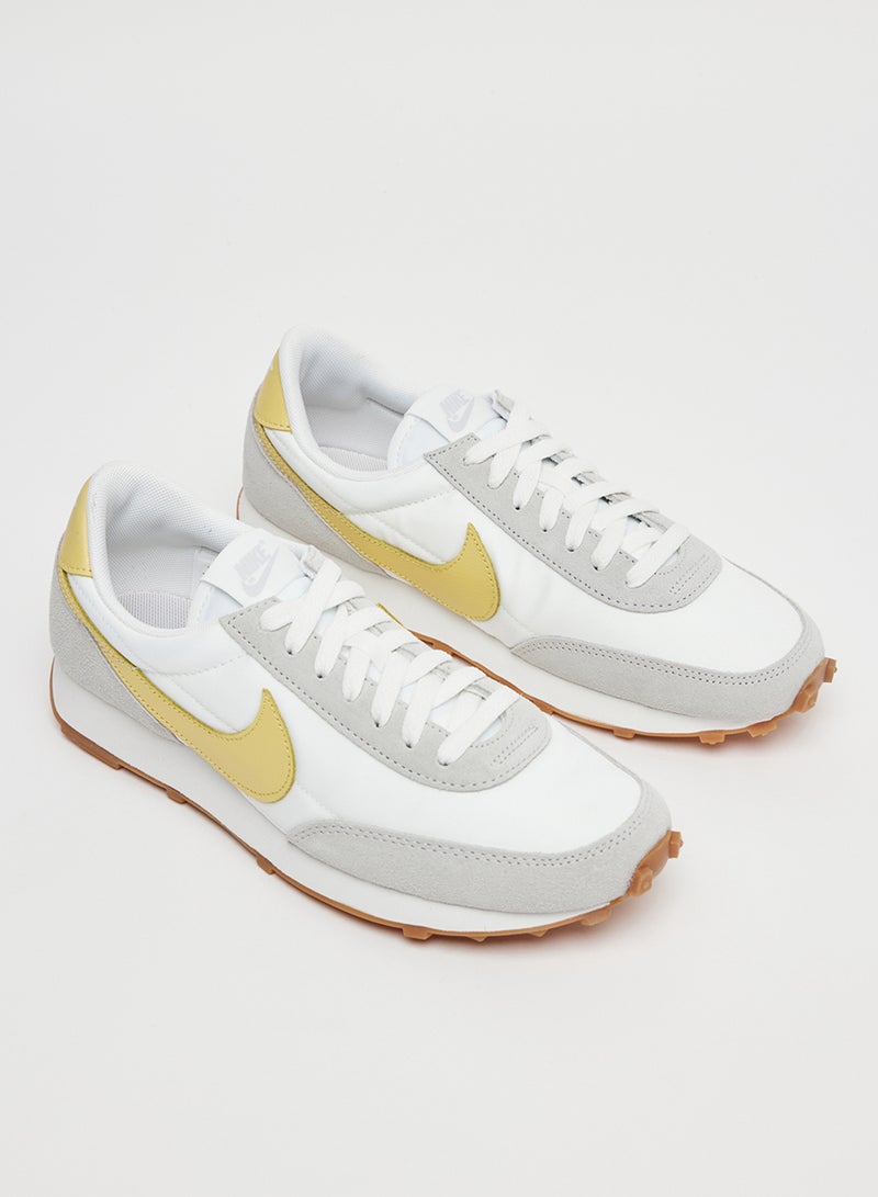 Nike - Daybreak Sneakers White - Image 1