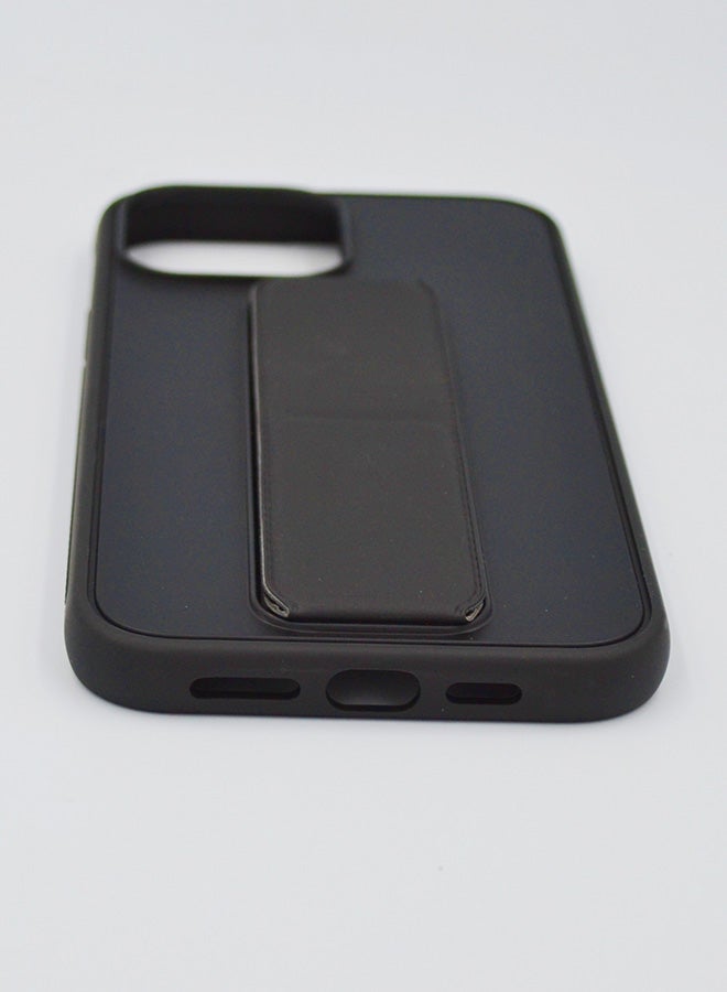 برفكت غطاء حماية واقٍ لهاتف أبل آيفون 13 برو لون أسود. - Image 2