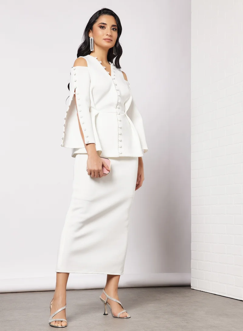 ثريدز باي اجوني فستان متوسط بتفصيلة ازرار Off-White