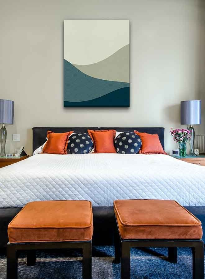 لوحة فنية من قماش الكانفاس بإطار لديكور الحائط تُمثل جبل بتصميم تجريدي أبيض /رمادي/ أزرق 40 x 60سم - Image 4