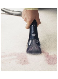 Bissell Proheat Vacuum Cleaner With Heatwave Technology and Multi-Purpose Brushes 330 W 36981 Black/Red  - Image 3