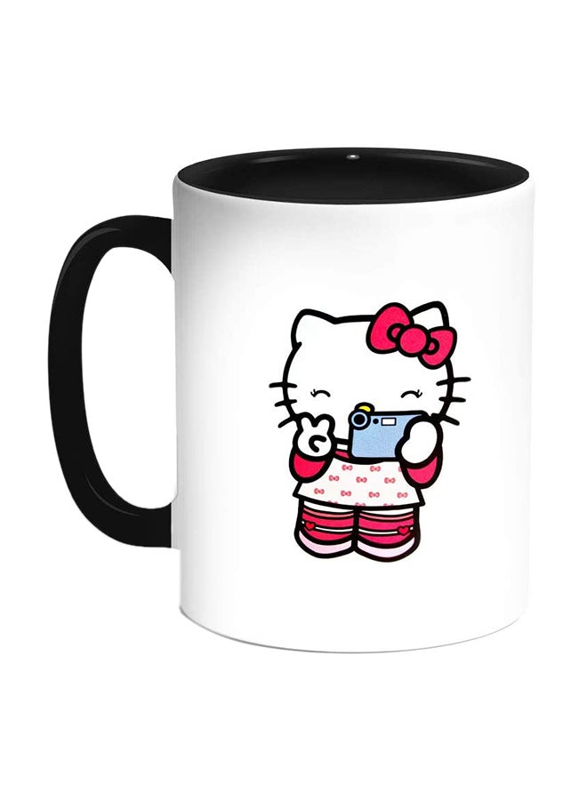 إم إي سي مَج قهوة بطبعة شخصية هالو كيتي تلتقط صورة أسود/ أبيض