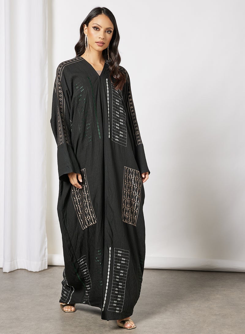 Bousni - Embroidered Bahrini Style Bisht Black - Image 1