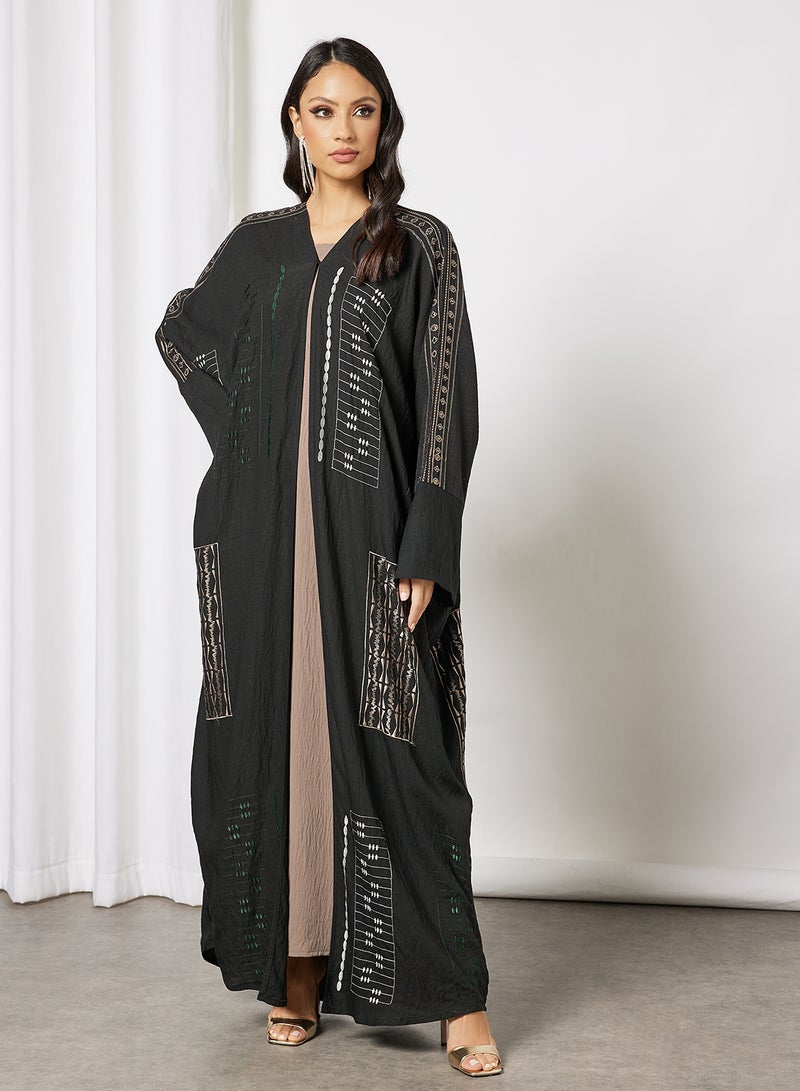Bousni - Embroidered Bahrini Style Bisht Black - Image 1
