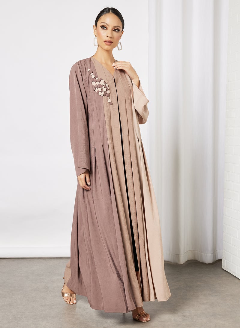 بوسني عباية مطرزة بأزرار بني  - Image 1