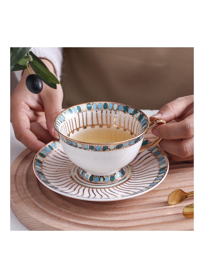 شاربدو فنجان قهوة وصحن مع مقبض ذهبي - Image 2