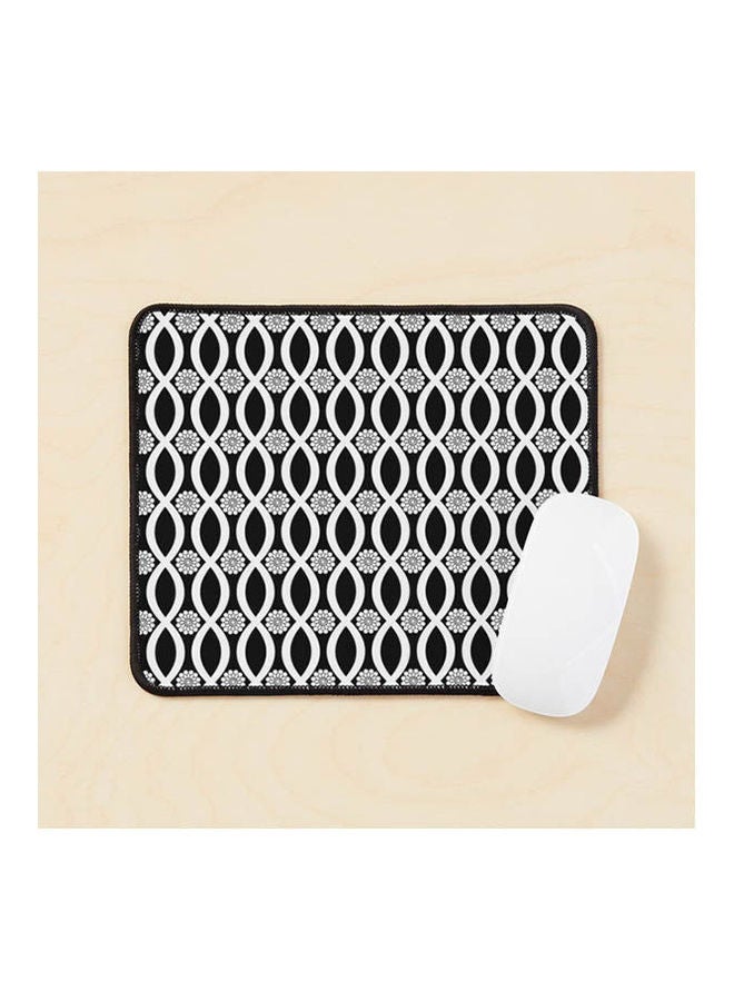 Floral Twist Black And White Mouse Pad Multicolour 