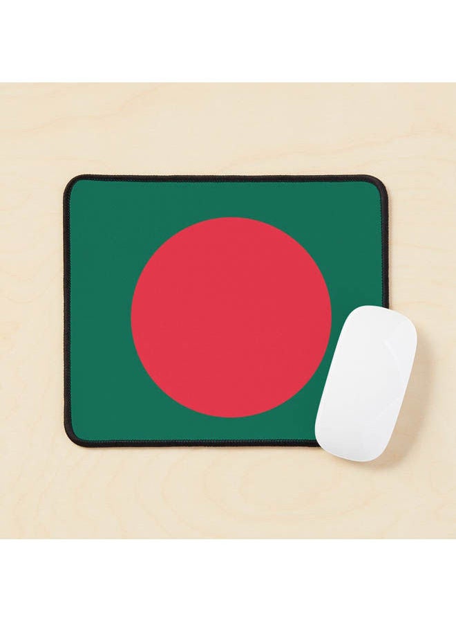 لوحة ماوس مزينة بطبعة علم بنغلاديش متعددة الألوان
