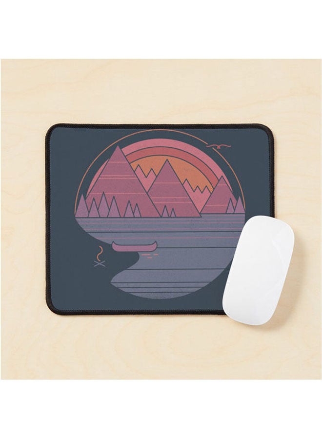 وسادة فارة كمبيوتر مطبوع عليها عبارة "الجبال تنادي" متعدد الالوان