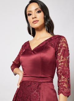 Si FASHION GALERIE Lace Detailed Maxi Dress Maroon  - Image 4