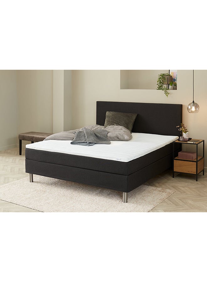 Continentel Bed Black/White 160 X 200cm