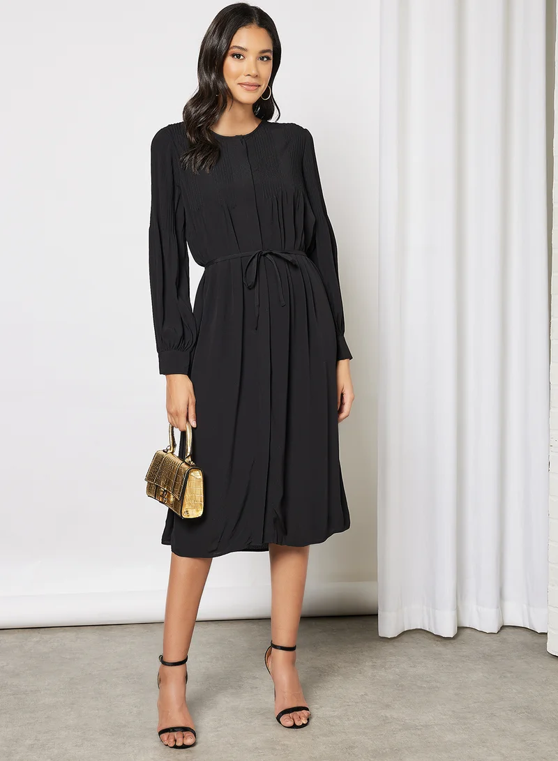 ياس Pleated Belted Midi Dress Black