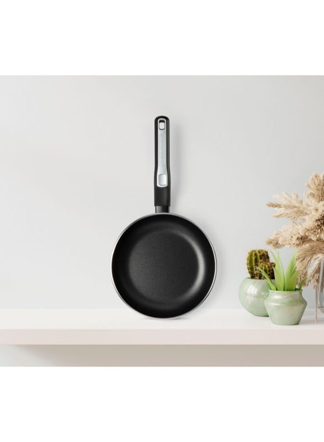 BLACK+DECKER - Non-Stick Fry Pan & Frying Pan with 5 Layer PTFE Non-Stick Spray Coating BXSFP20BME Black - Image 1