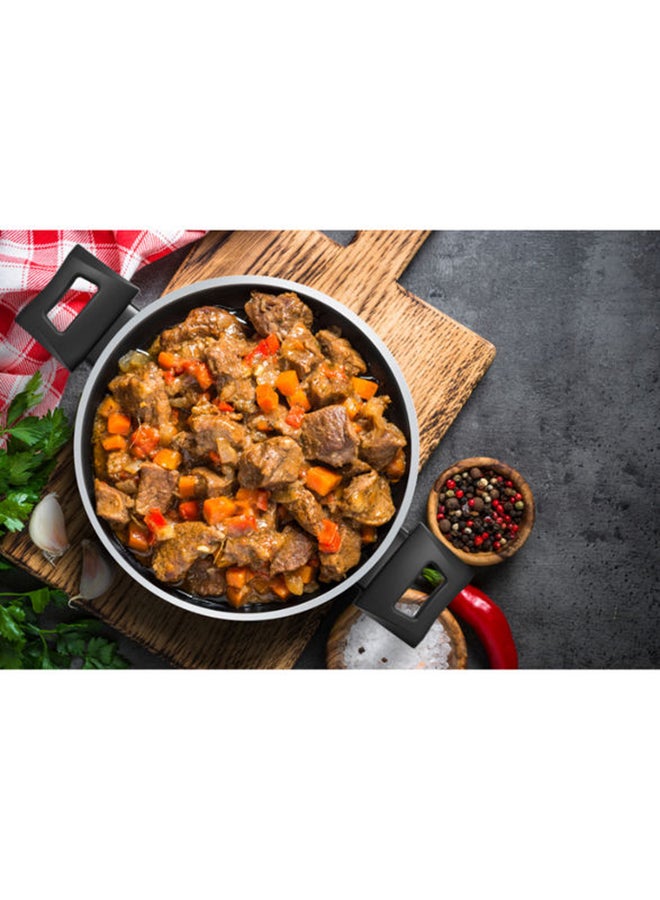 BLACK+DECKER - Non-Stick Casserole, Stockpot And Stewpot With Glass Lid 5 Layer PTFE  Spray Coating Black 30cm - Image 1