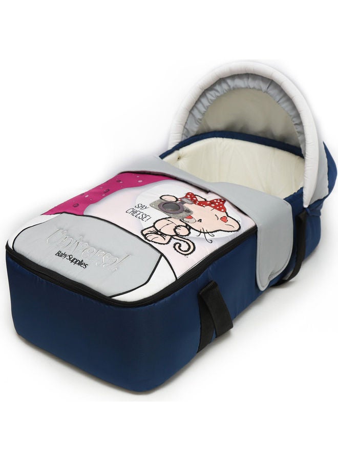 UNIVERSAL Carry Cot Camera - Cat - Image 1