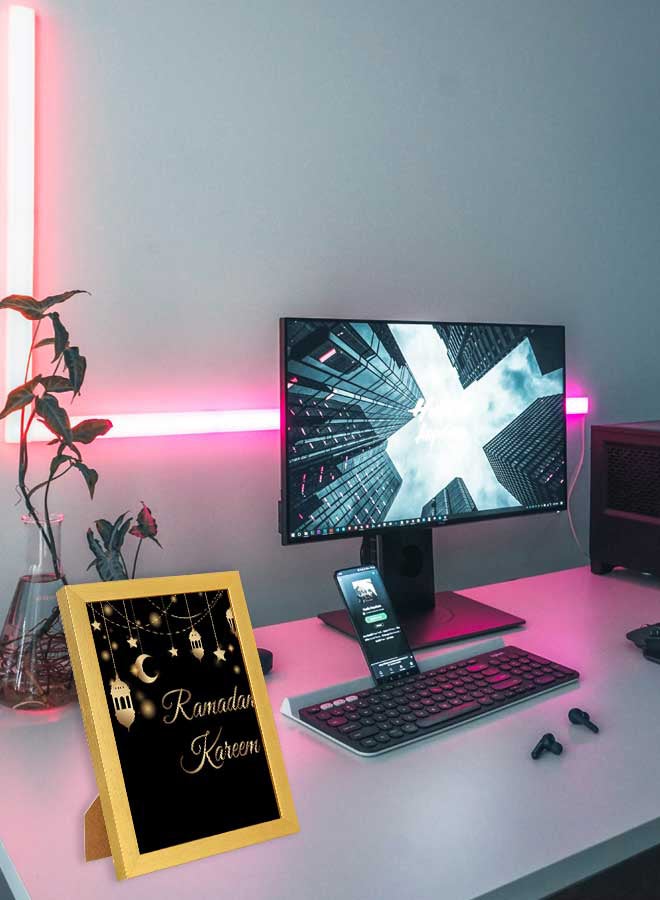 لوحة فنية جدارية مطبوعة "رمضان كريم" بإطار خشبي أسود/ذهبي 23x33 سم - Image 2