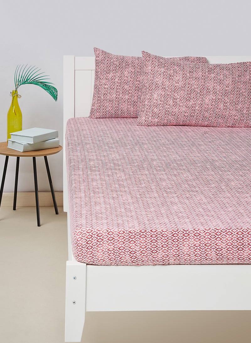 Amal - Fitted Bedsheet Set Queen Size High Quality 100% Cotton Percale 144 TC Light Weight Everyday Use 1 Bed Sheet And 2 Pillow Cases Printed Red Cotton Red - Image 1