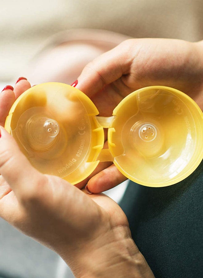 Medela - 2 Pieces Contact Nipple Shields Small - Assist With Latching, Protective Barrier Made From Soft Silicone - Packaging May Vary - Image 1