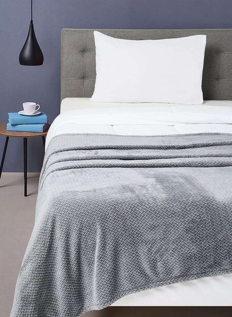 Noon East - Lightweight Summer Blanket Queen Size 260 GSM Chevron Design Extra Soft All Season Blanket Bed And Sofa Throw Grey 150 x 200cm - Image 1