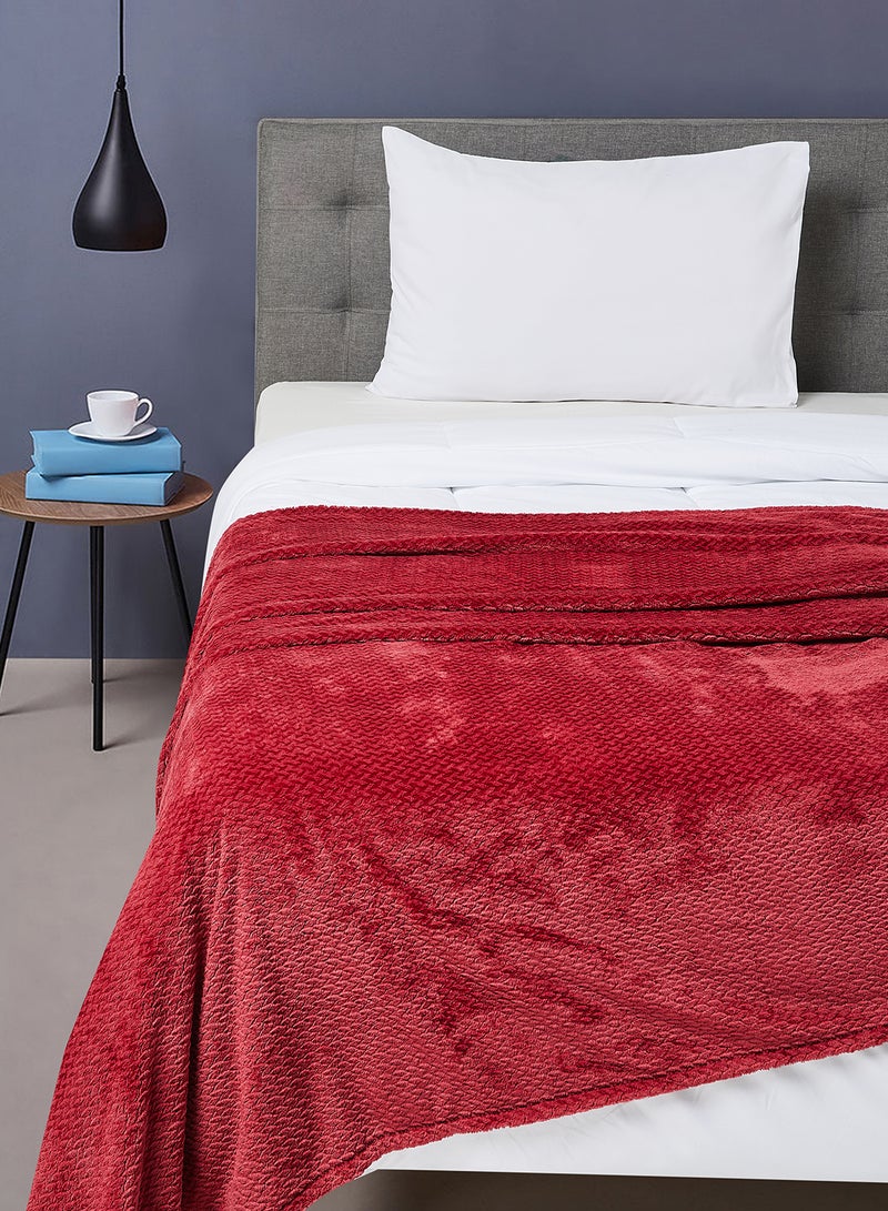 Noon East - Lightweight Summer Blanket Queen Size 260 GSM Chevron Design Extra Soft All Season Blanket Bed And Sofa Throw Red 150 x 200cm - Image 1
