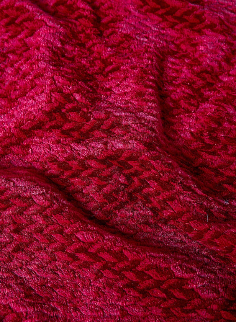 Noon East - Lightweight Summer Blanket Queen Size 260 GSM Chevron Design Extra Soft All Season Blanket Bed And Sofa Throw Red 150 x 200cm - Image 1