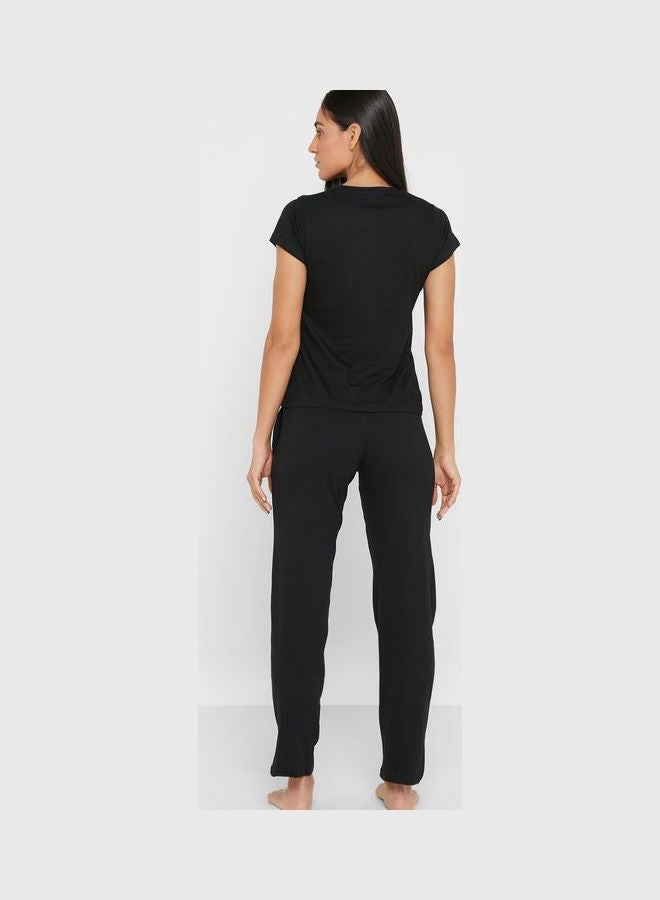 Clovia - Printed Top And Pyjama Set For Women Black - Image 1