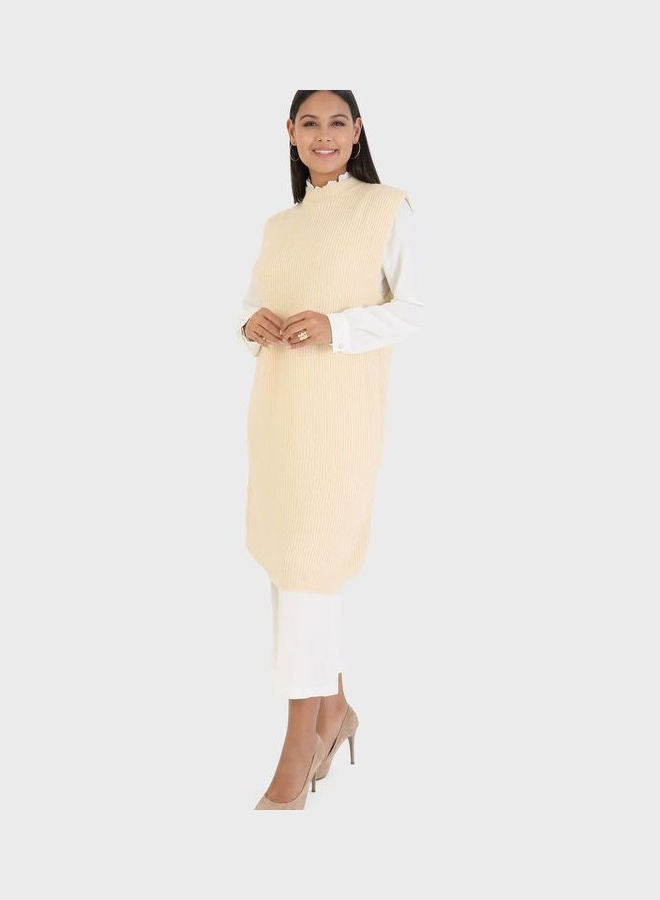 Refka by modanisa Crew Neck Knitted Tunic Beige  - Image 4