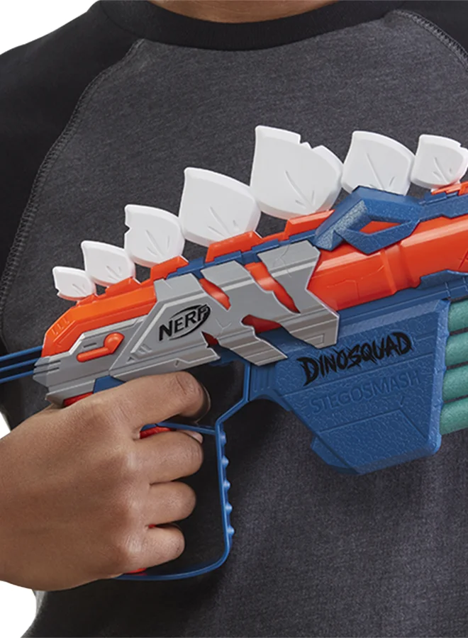 NERF Nerf Dinosquad Stegosmash Dart Blaster, 4-Dart Storage, Pull-Back Priming Handle, 5 Official Nerf Darts, Dinosaur Design, Stegosaurus Spikes