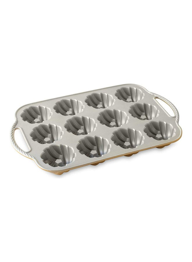 NORDICWARE Braided Bundt Bites Pan Gold 37.3x23.9x3.6cm  - Image 3