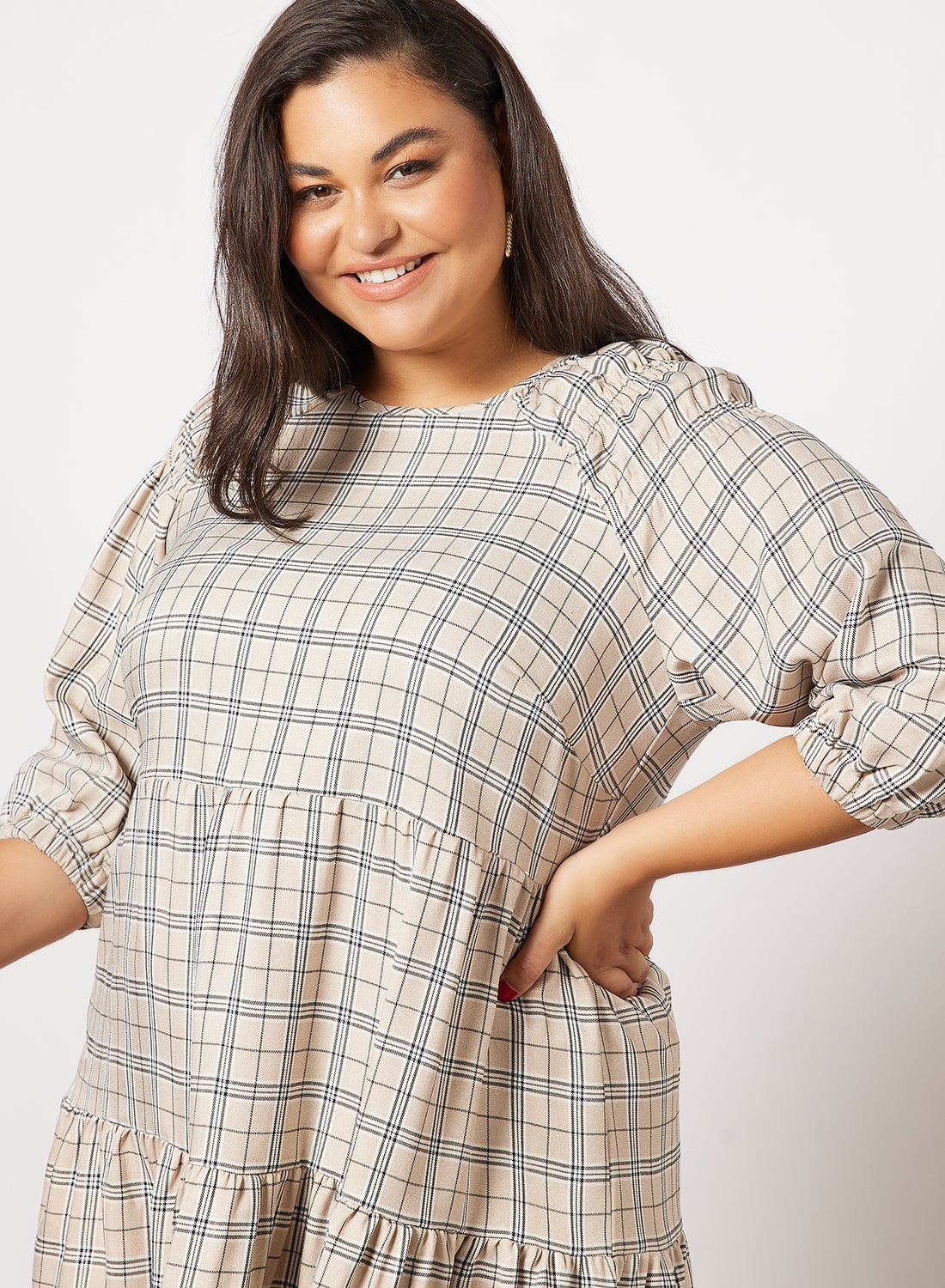 Curve Check Print Dress Beige - https://f.nooncdn.com/p/v1646301747/N44924204V_3.jpg?format=jpg&width=original