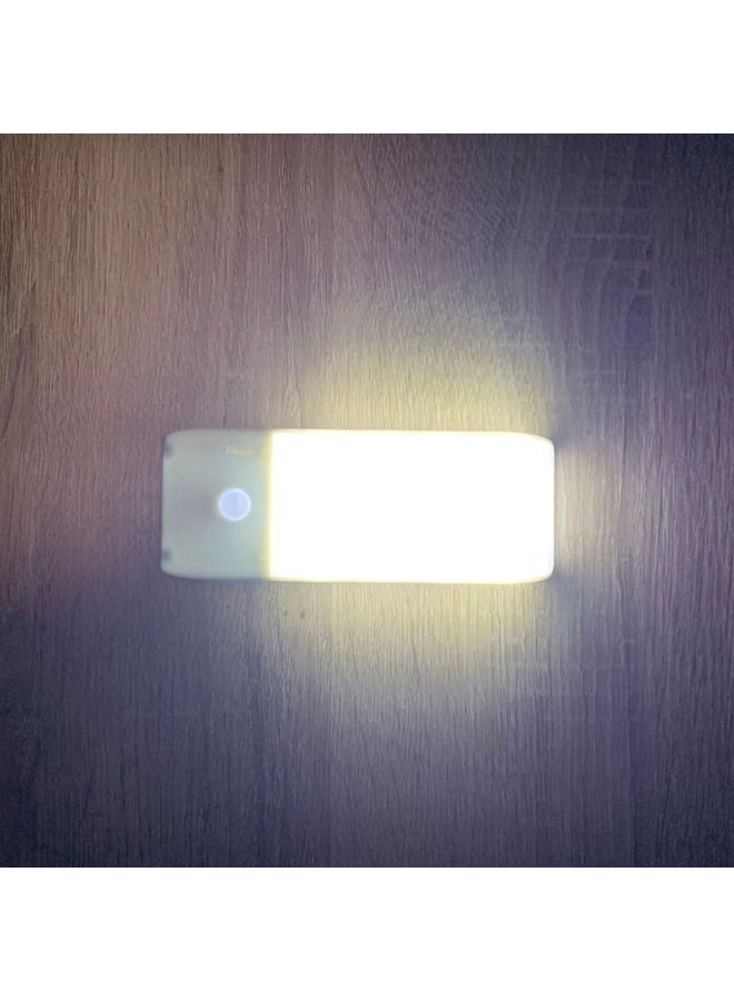 ضوء استشعار الحركة PIR LED ضوء ليلي قابل للشحن عبر USB مصباح استشعار جسم الإنسان - Image 4