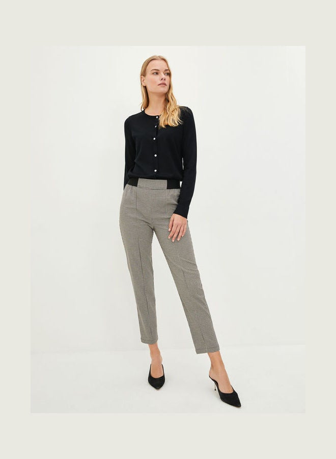 LC WAIKIKI - Basic Crew Neck Straight Long Sleeve Women Knitwear Cardigan Black - Image 1