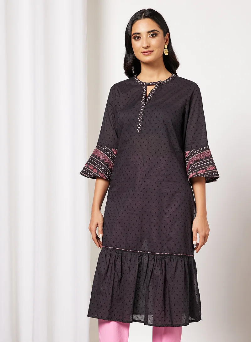 globaldesi Ruffle Hem Plumeti Kurta