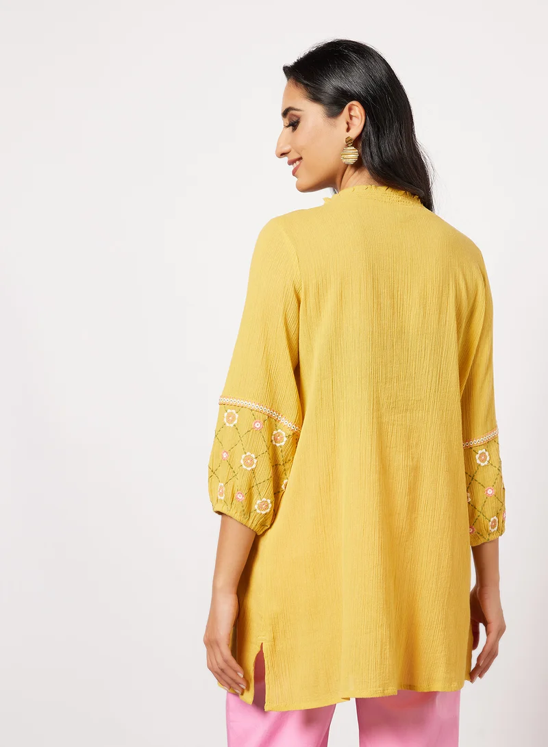 globaldesi Floral Embroidered Tunic