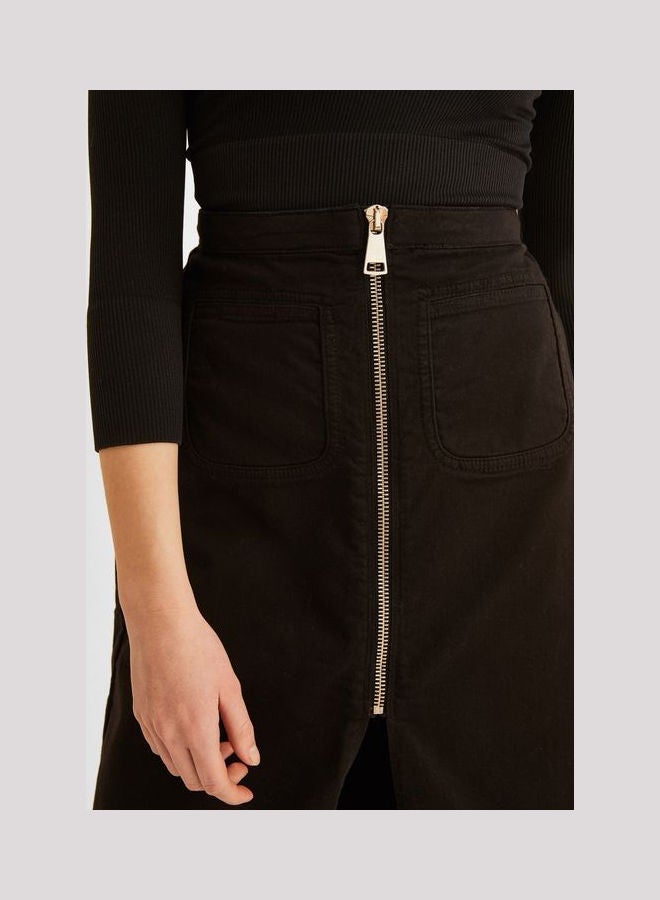 OXXO Slit Skirt With Zipper Detail Black  - Image 3