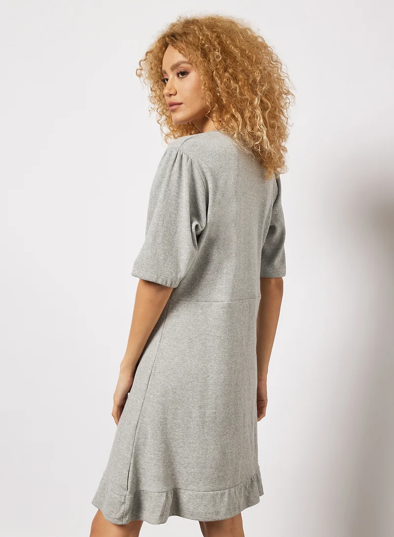 سيفي × جين أم Ribbed Ruched Front Dress