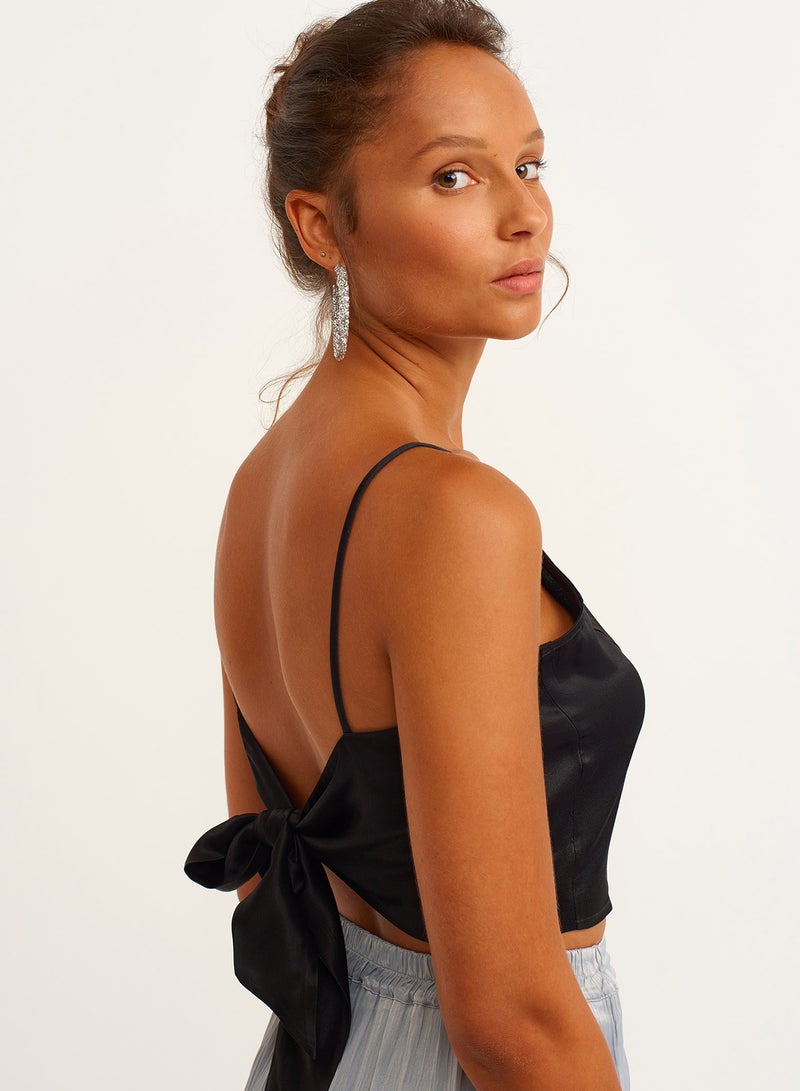 OXXO Crop Top With Thin Straps Black - Image 2