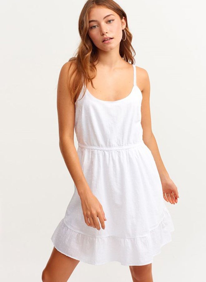 OXXO Plain Detailed Dress White  - Image 2