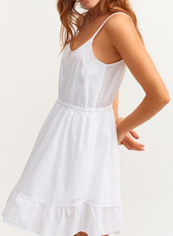 OXXO Plain Detailed Dress White  - Image 3