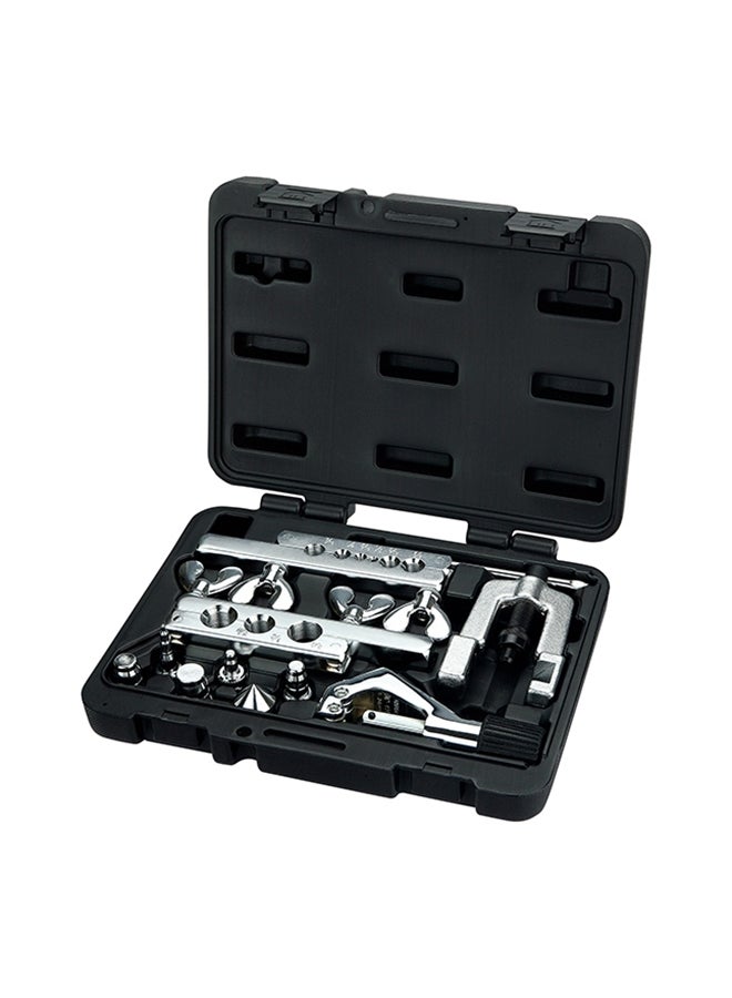 مجموعة القطع والتشكيل وقاطع الأنابيب