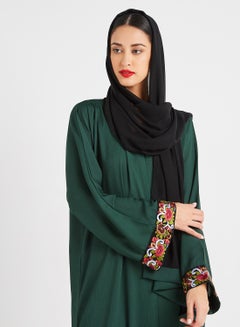 حياة عباية بتصميم بسيط ومزينة بشريط وبنمط زهور أخضر  - Image 4